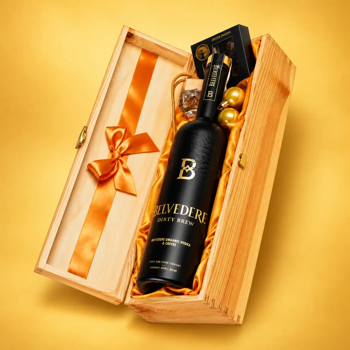 ZESTAW PREZENTOWY BELVEDERE DIRTY BREW W SKRZYNCE DREWNIANEJ